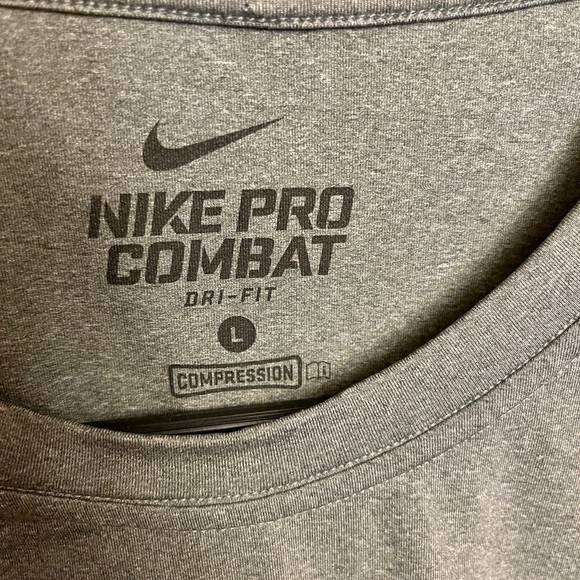 Nike Pro Combat Dri - Fit - Picture 3 of 4